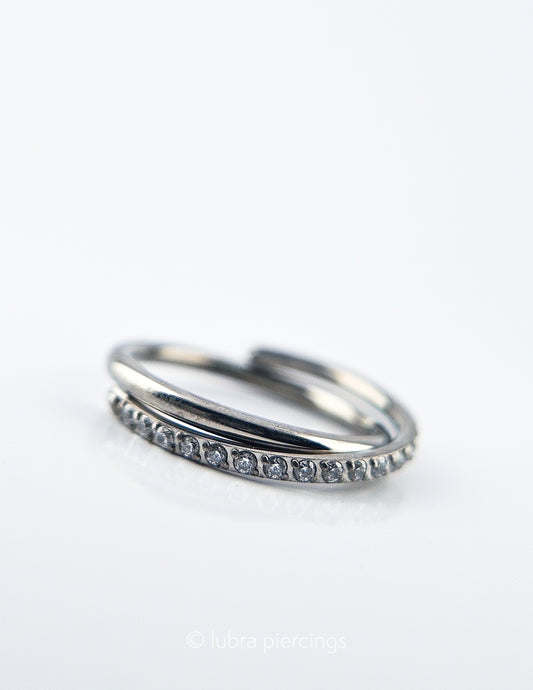 Argola Cravejada Cruzada